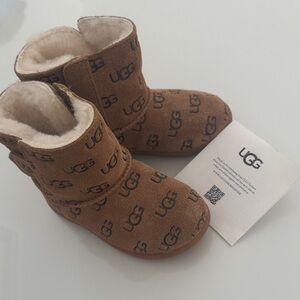 UGG Logo Shearling Booties in Chestnut Brown